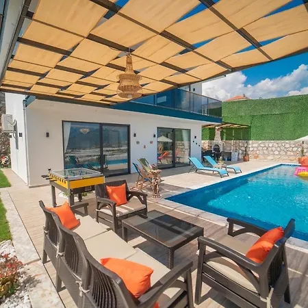 Villa Villa Lisaa *
