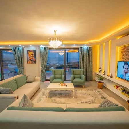 Villa Lisaa *