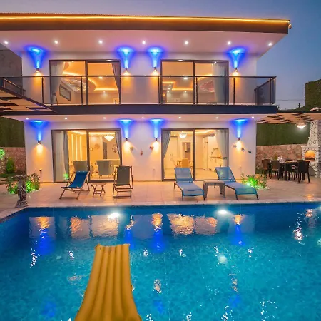 Villa Villa Lisaa *