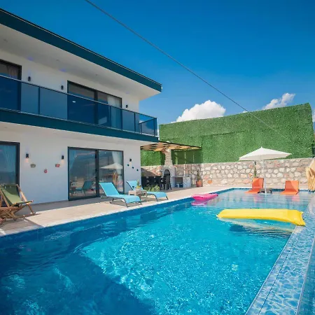 Villa Villa Lisaa *